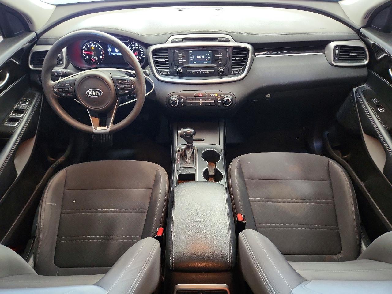 Kia Sorento Lx V6