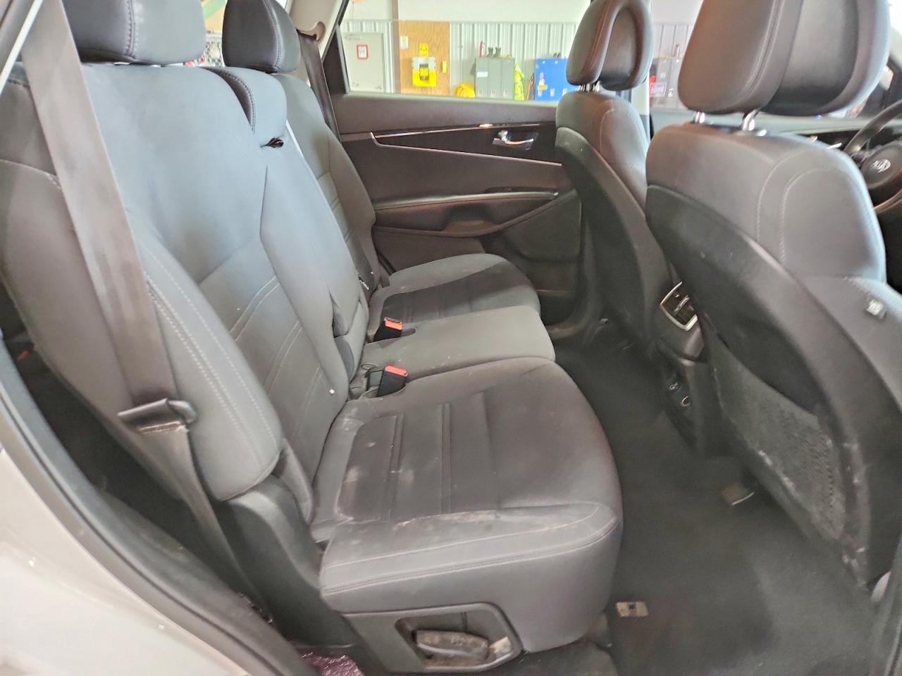 Kia Sorento Lx V6