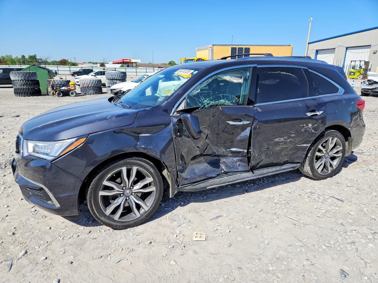 Salvage Acura MDX Image