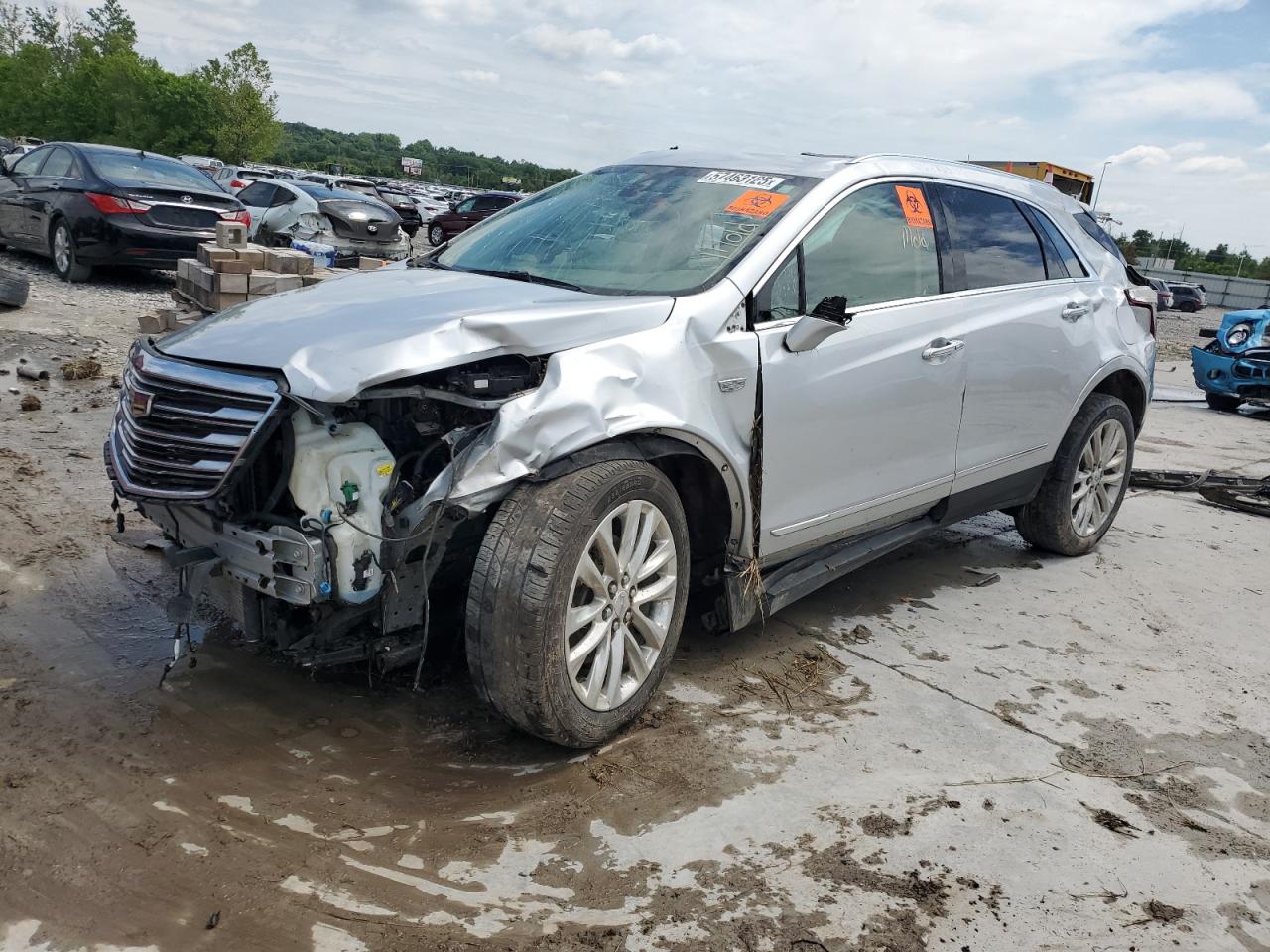Salvage Cadillac XT5 Image