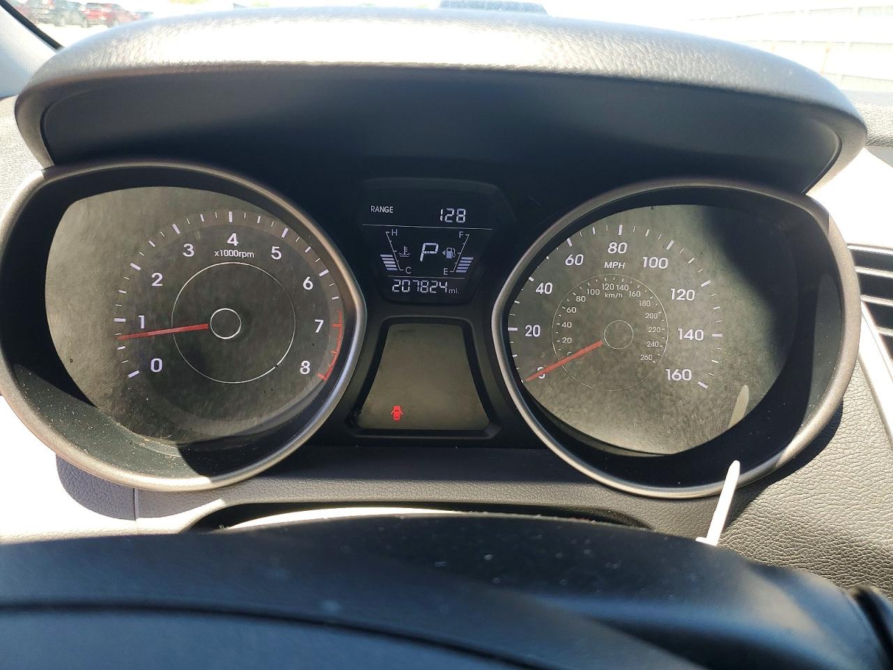 Hyundai ELANTRA Limited