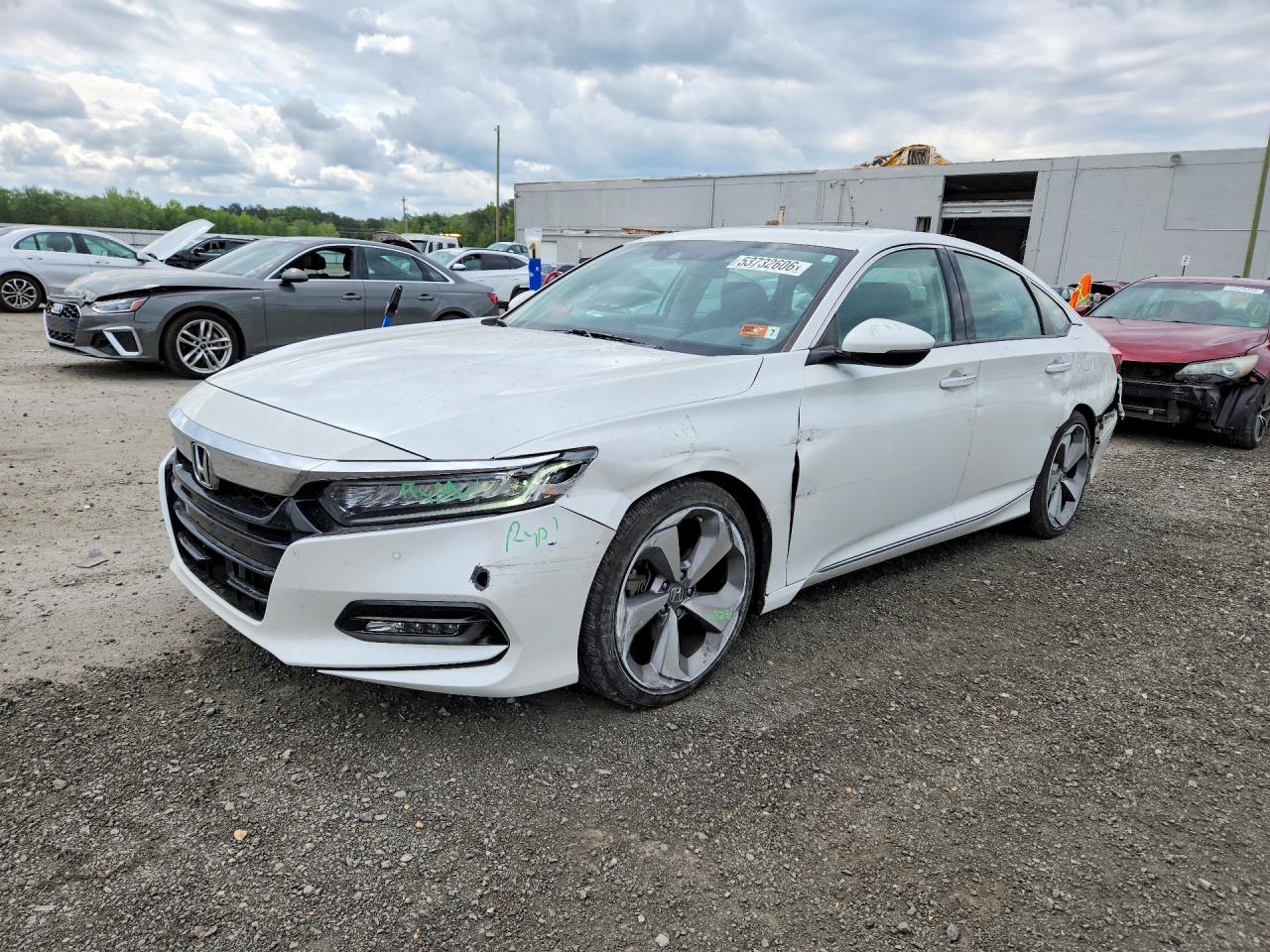 Salvage Honda Accord Image