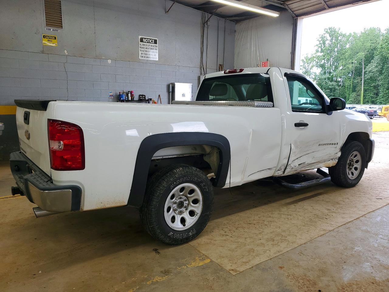 Chevrolet Silverado Ls