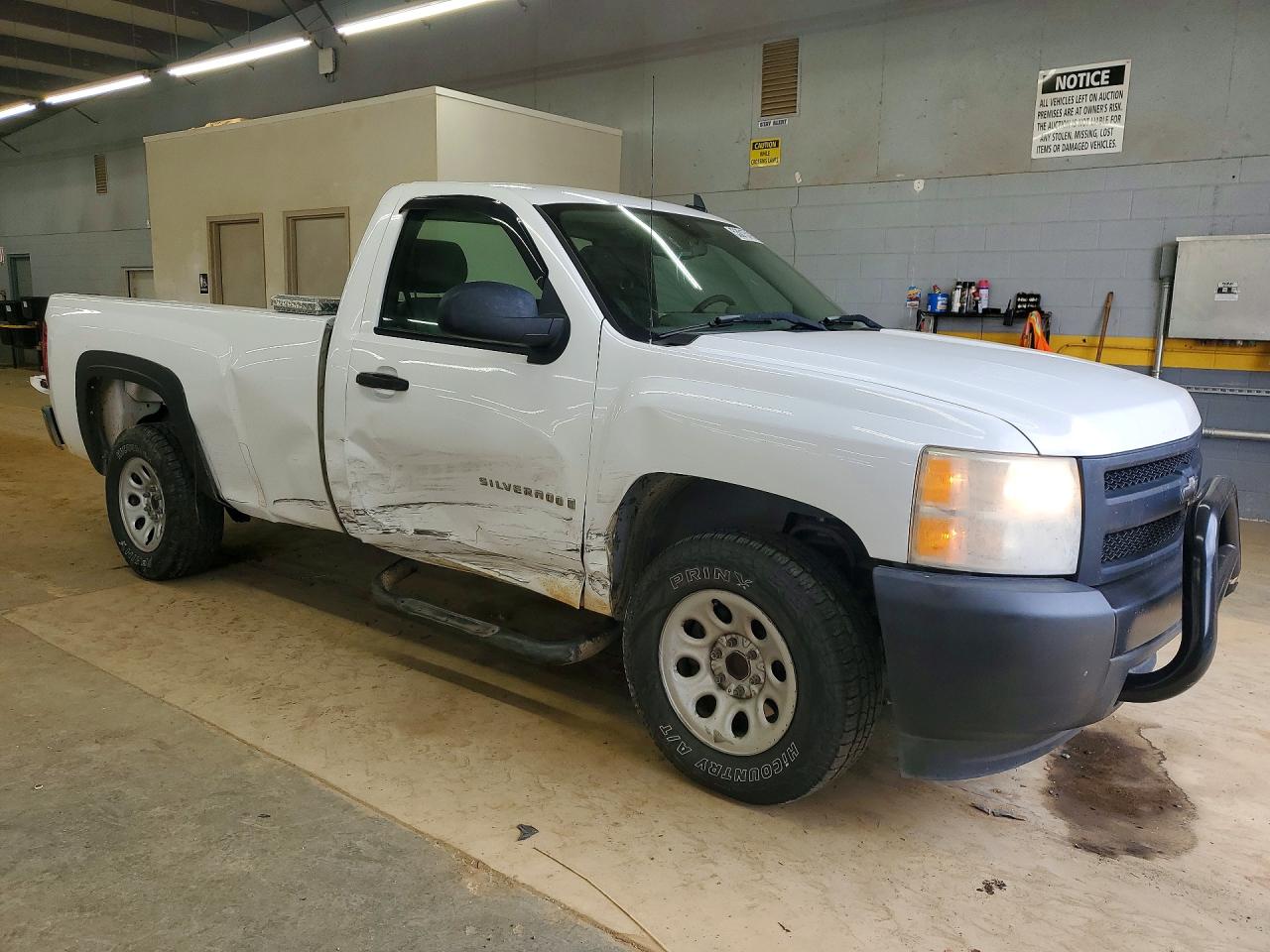 Chevrolet Silverado Ls
