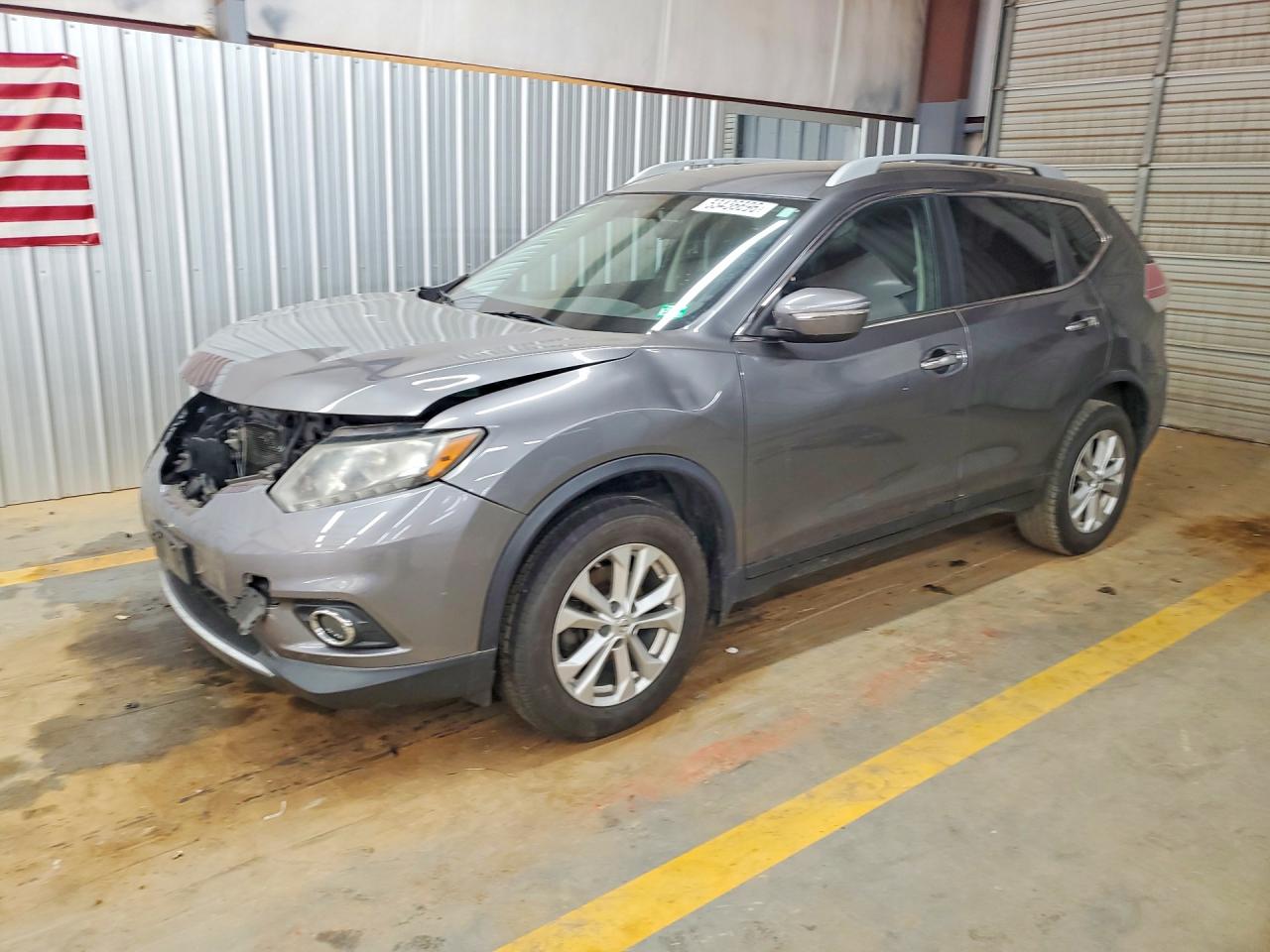 Salvage Nissan Rogue Image