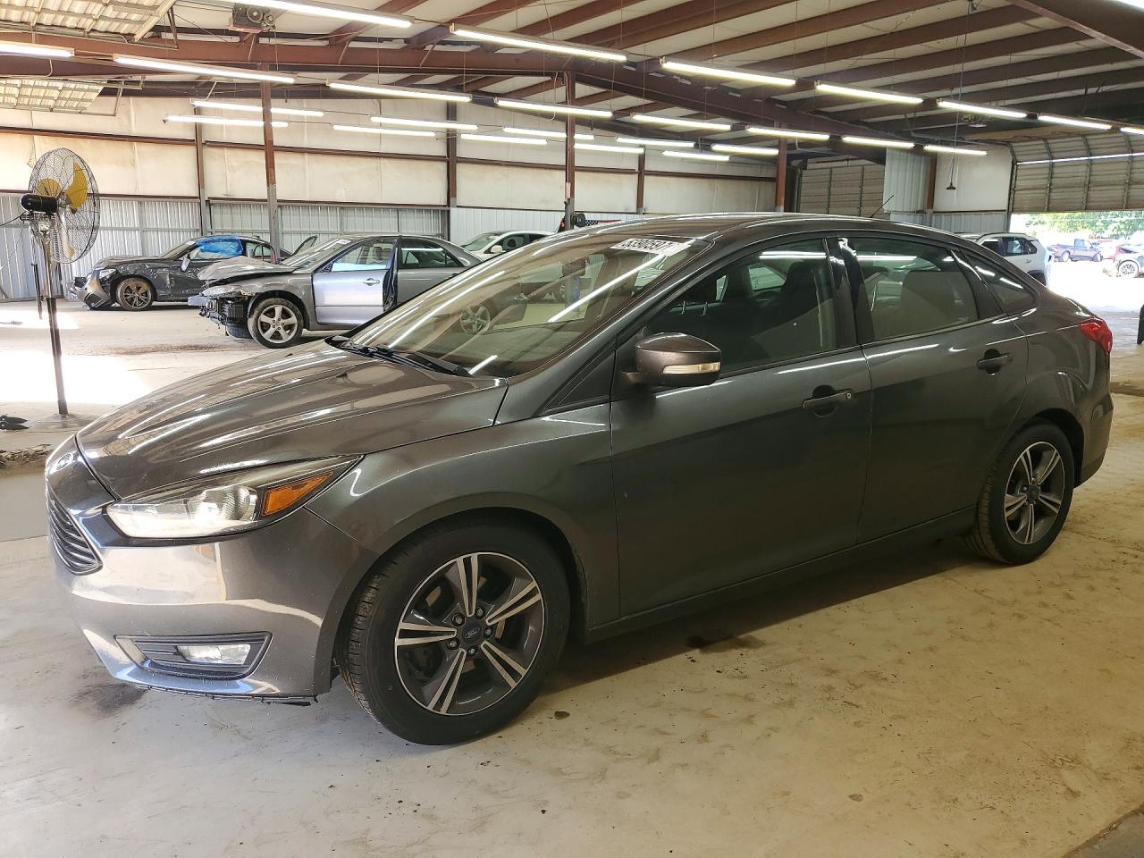 Salvage Ford Focus Image