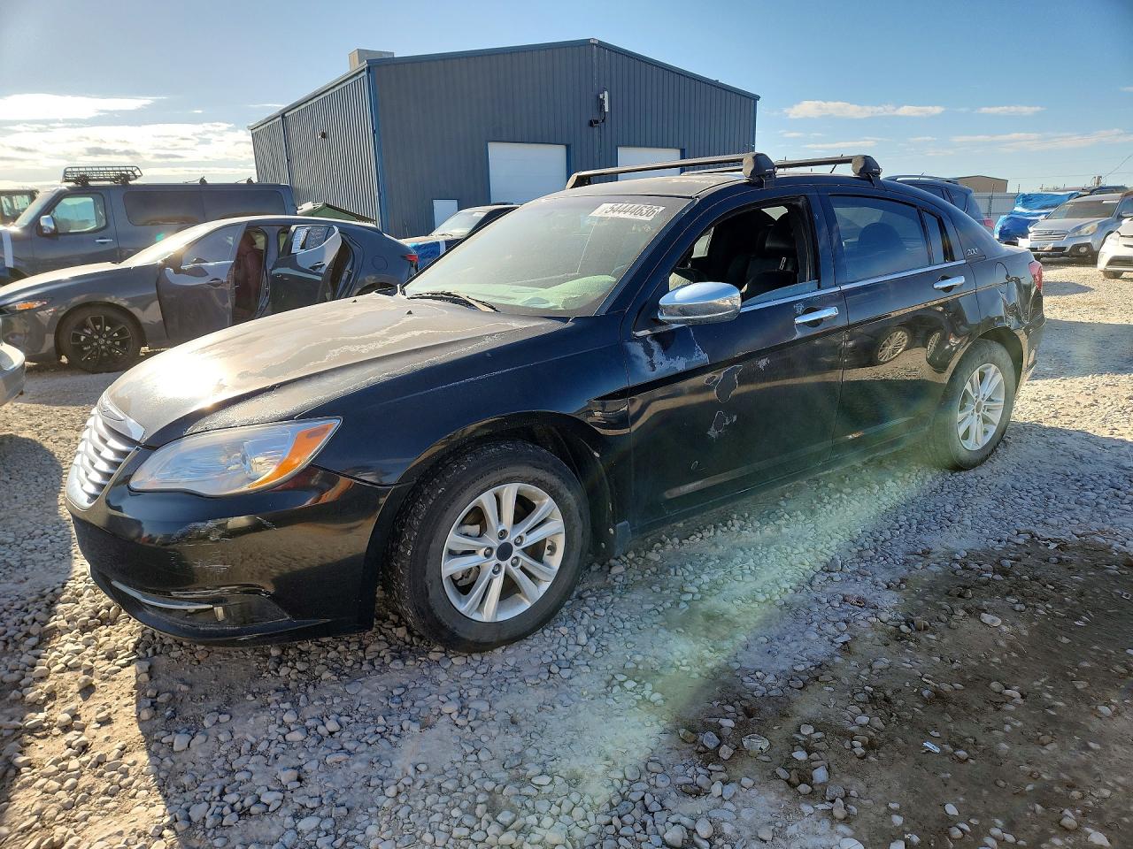 Salvage Chrysler 200 Image