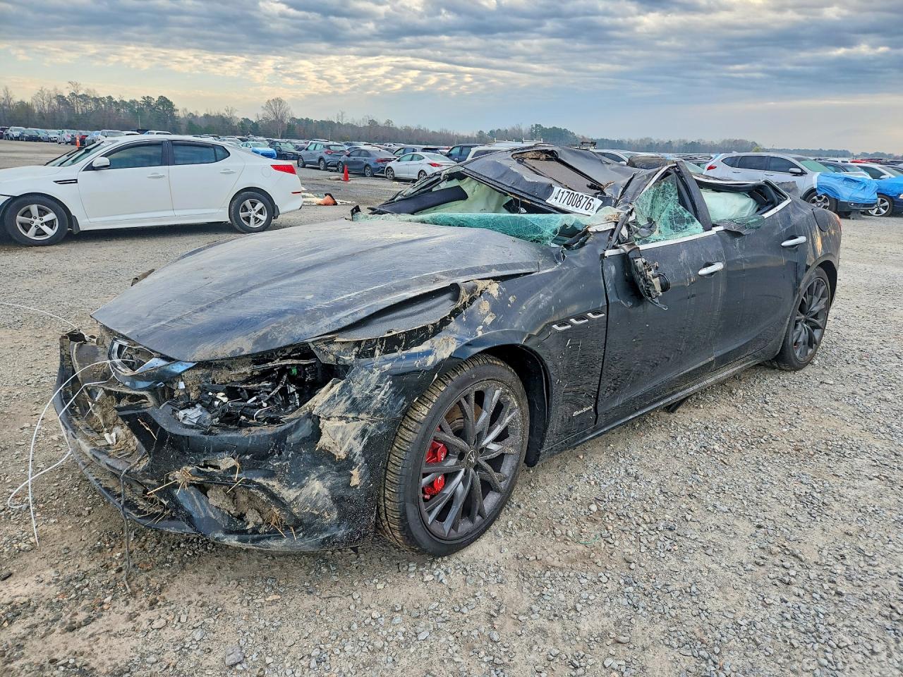 Salvage Maserati Ghibli Image