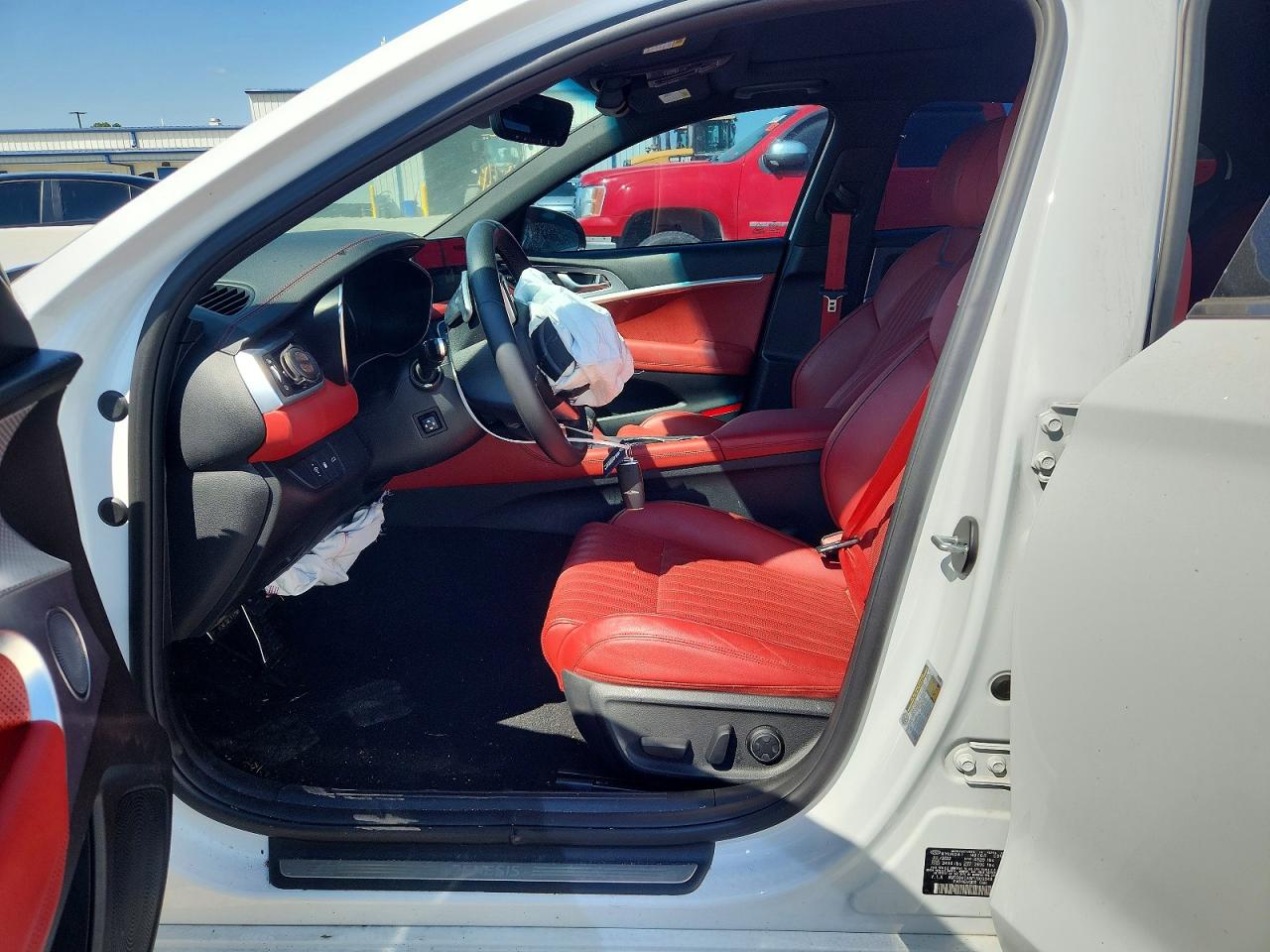 Genesis G70 2.0t 2.0t