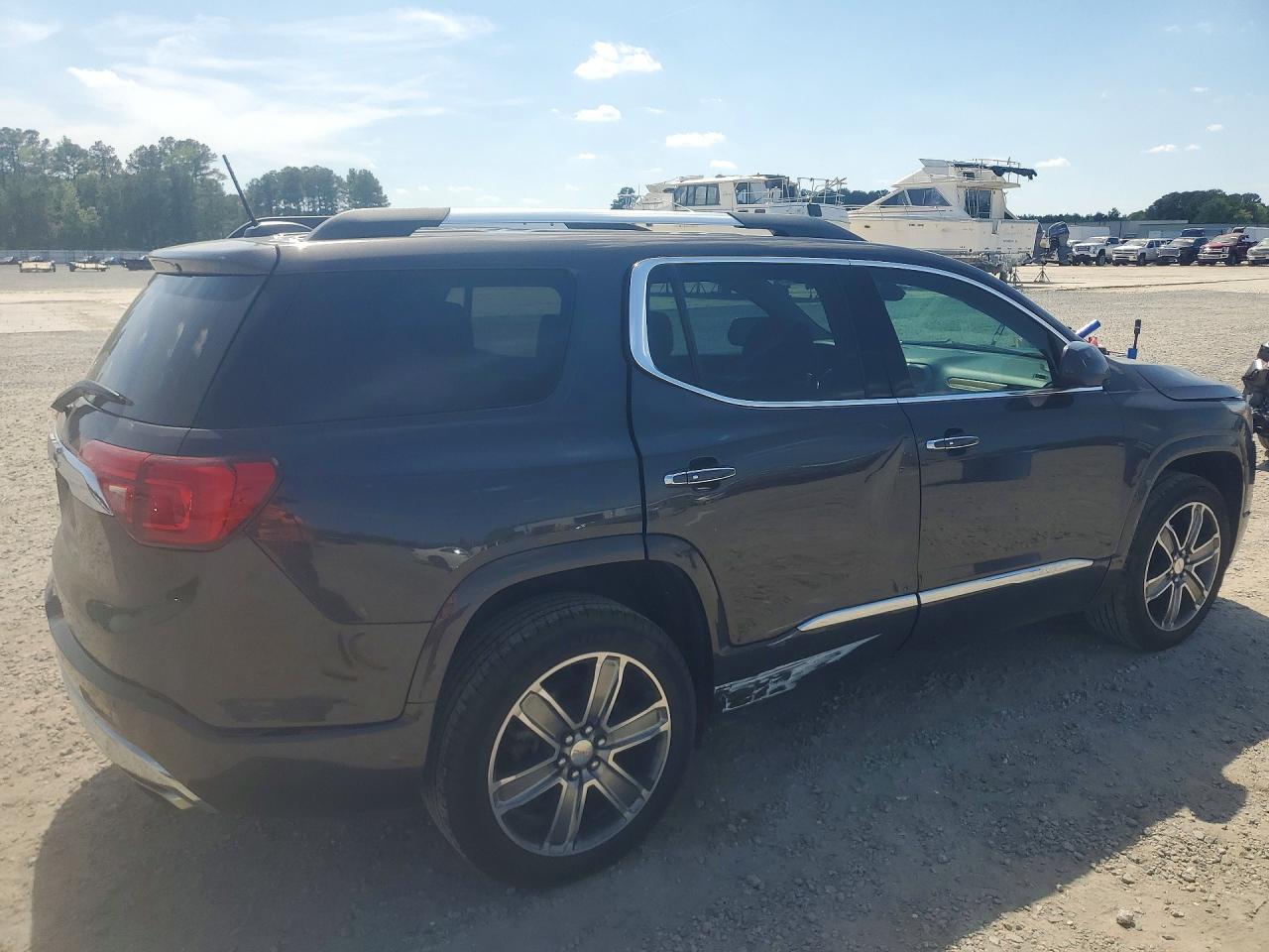 GMC Acadia Denali