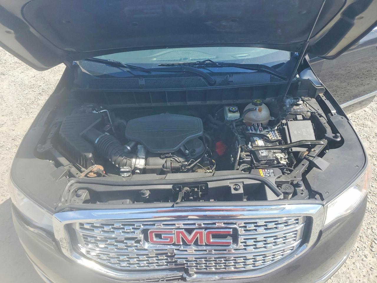 GMC Acadia Denali