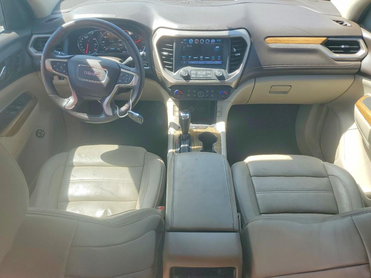 GMC Acadia Denali