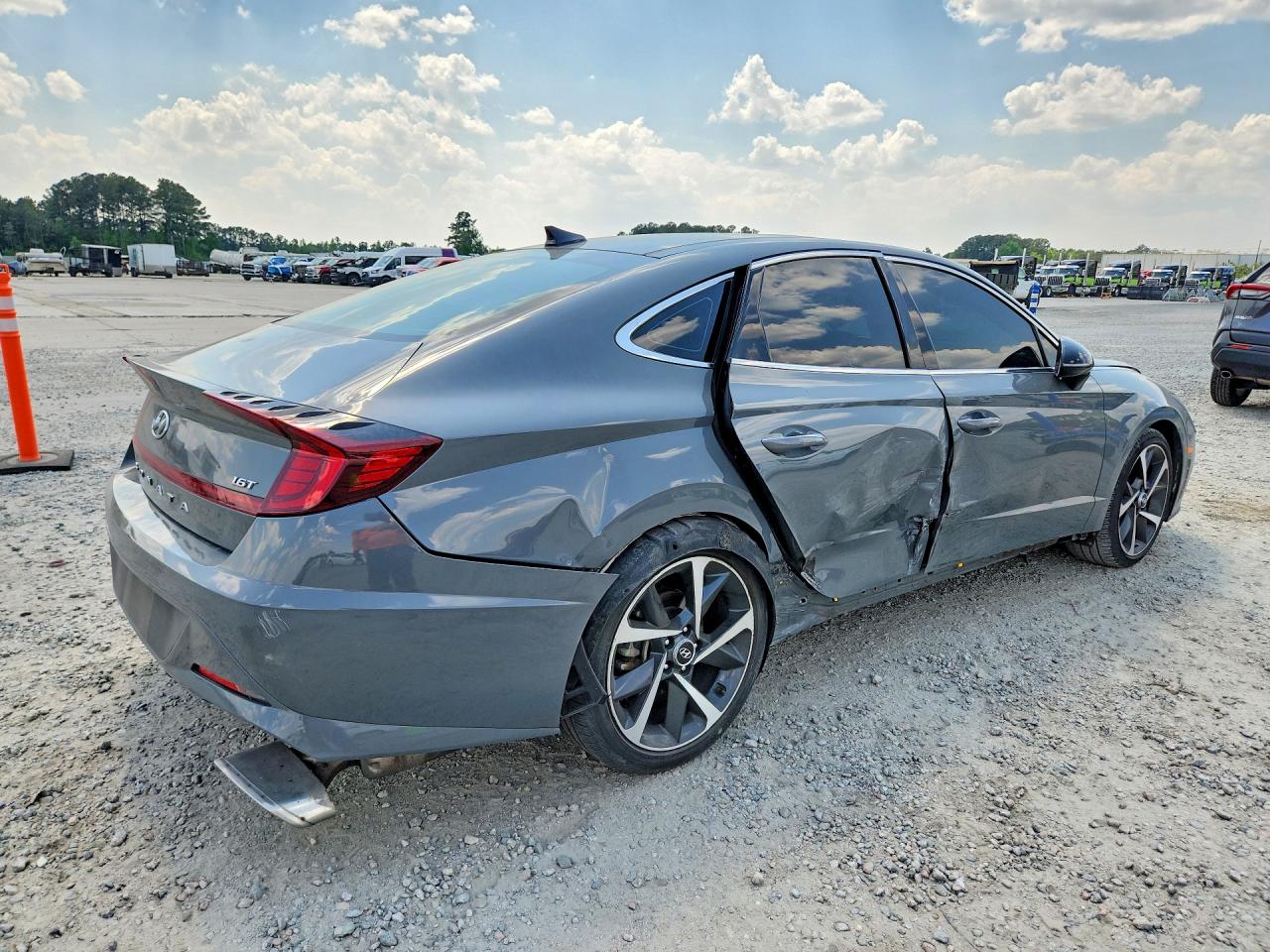 Hyundai SONATA Sel Plus