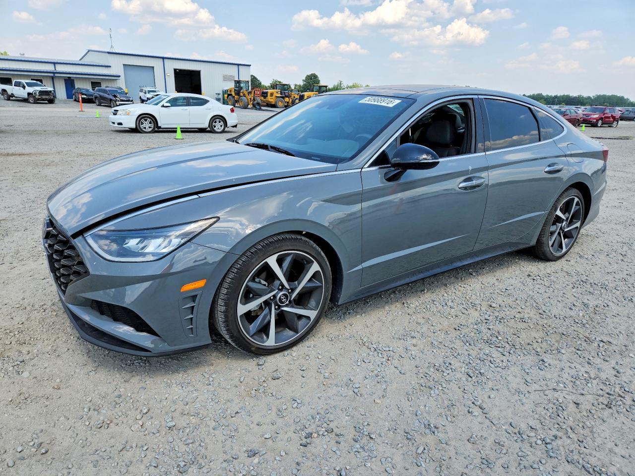 Salvage Hyundai SONATA Image