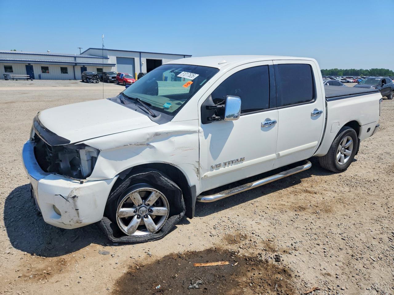 Salvage Nissan Titan Image
