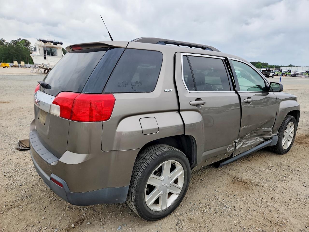 GMC Terrain Slt