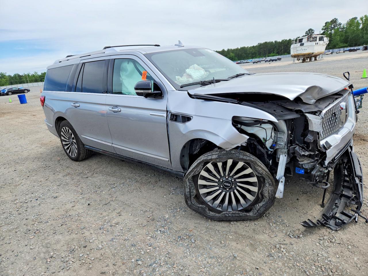 Lincoln Navigator L Reserve