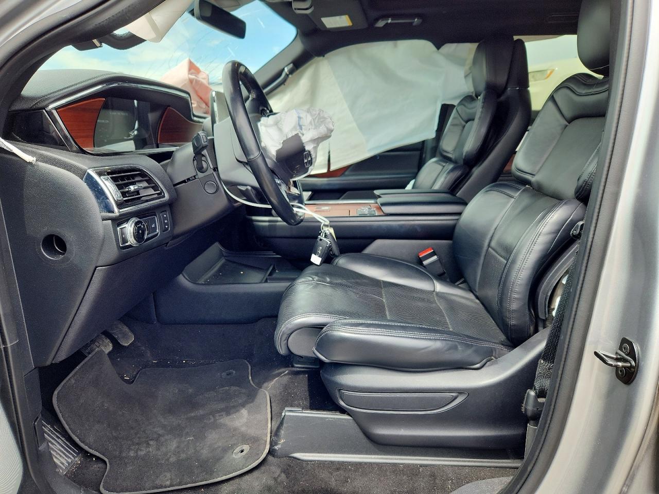 Lincoln Navigator L Reserve