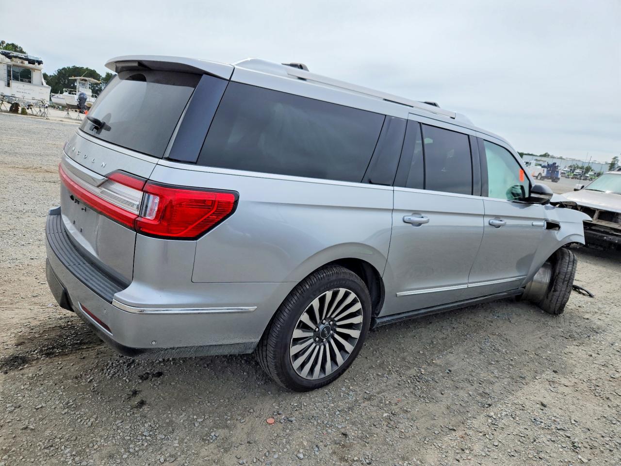Lincoln Navigator L Reserve