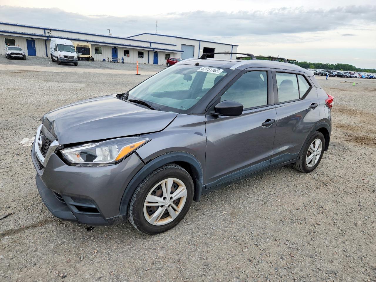 Salvage Nissan Kicks Image