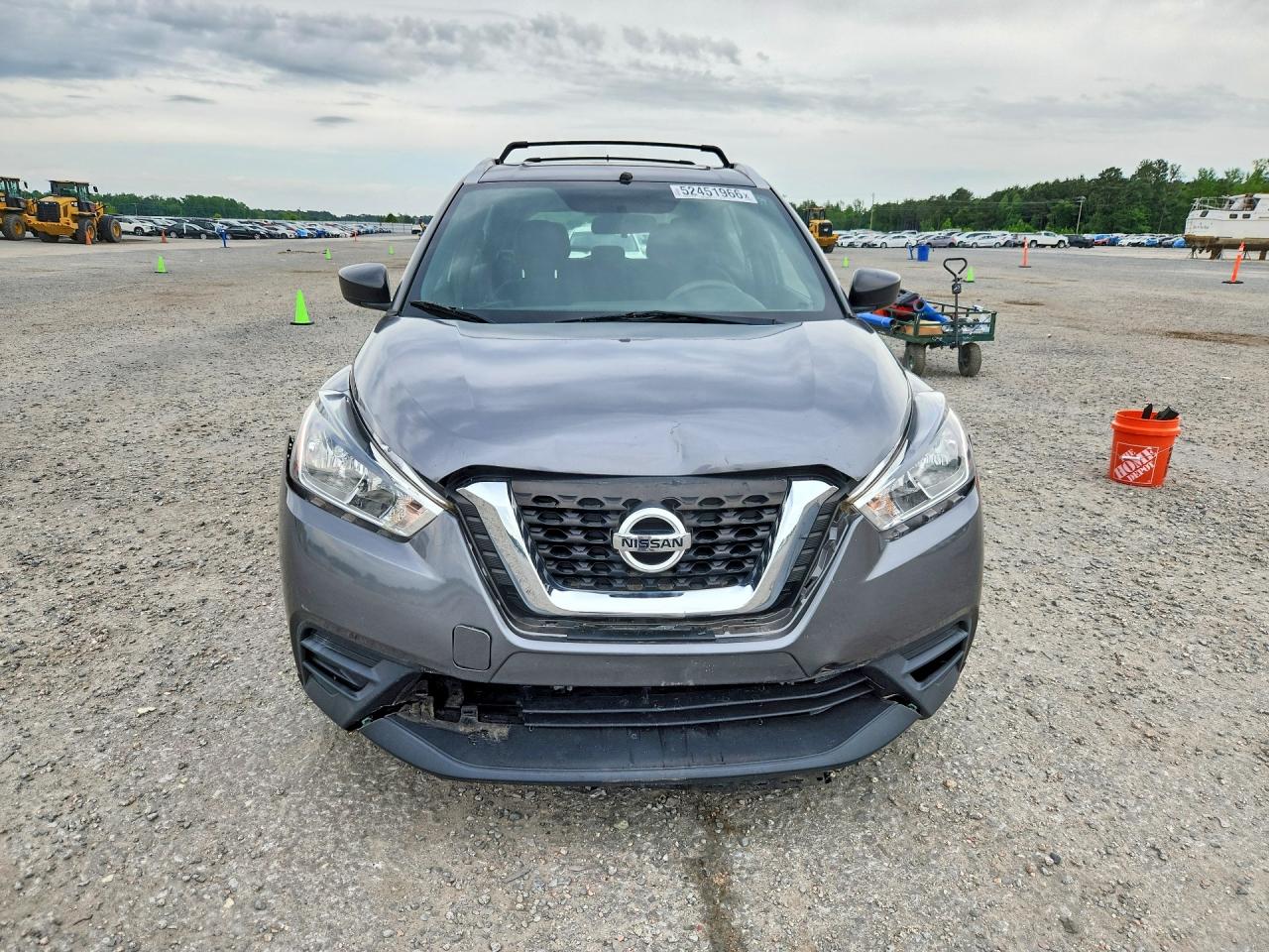 Nissan Kicks S