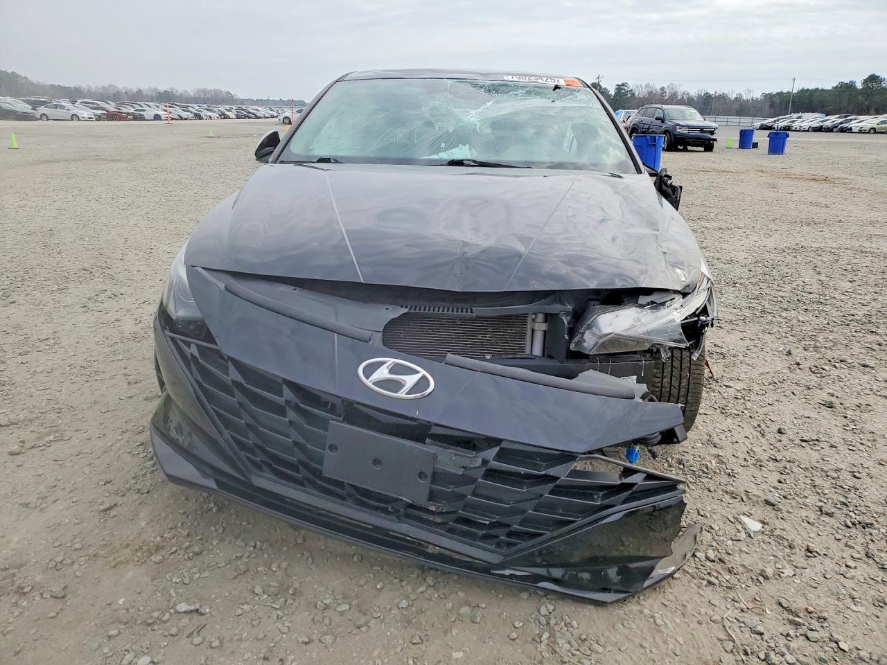 Hyundai ELANTRA Blue