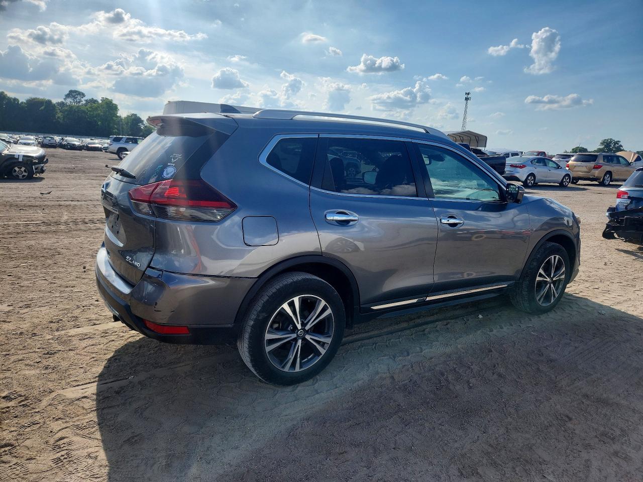 Nissan Rogue Sl