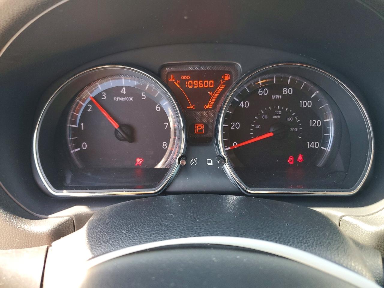 Nissan Versa 1.6 Sv