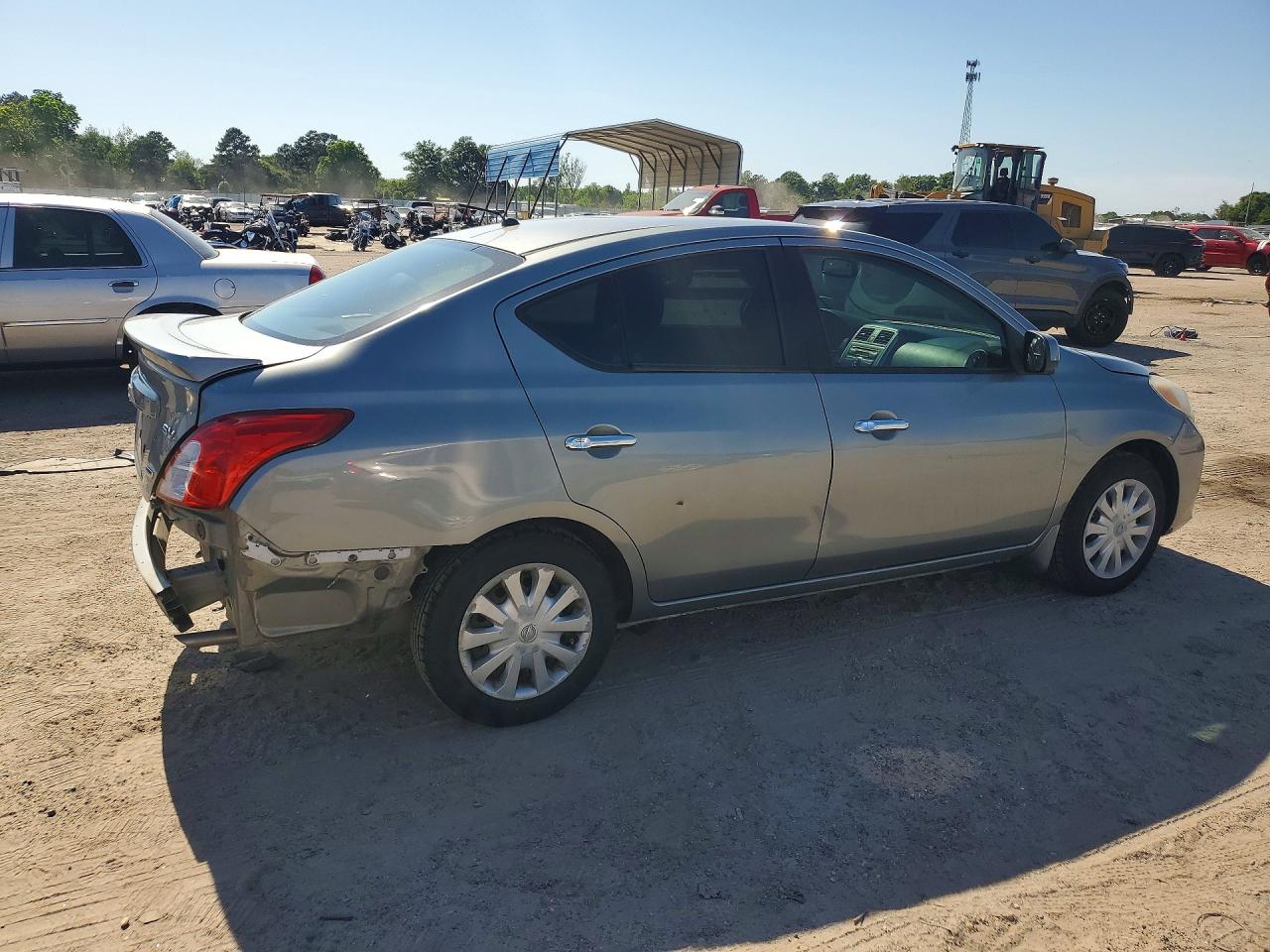 Nissan Versa 1.6 Sv