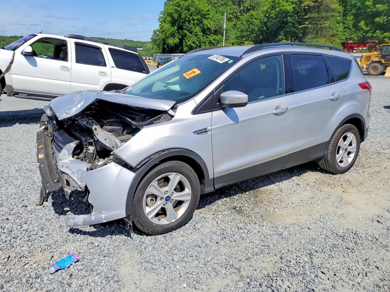Salvage Ford Escape Image