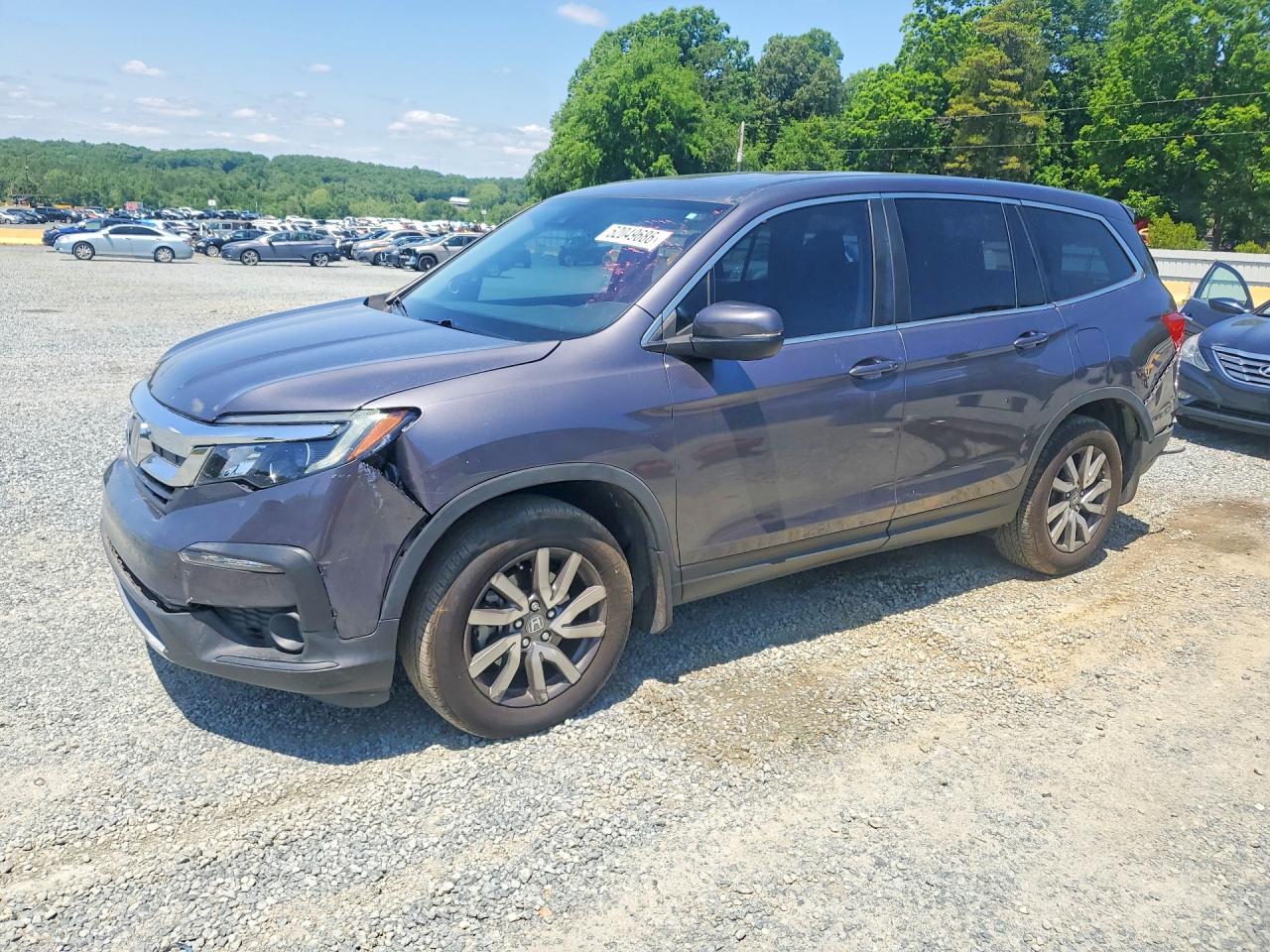 Salvage Honda Pilot Image