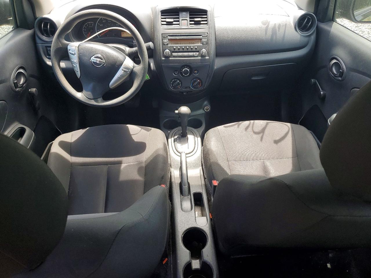 Nissan Versa S Plus