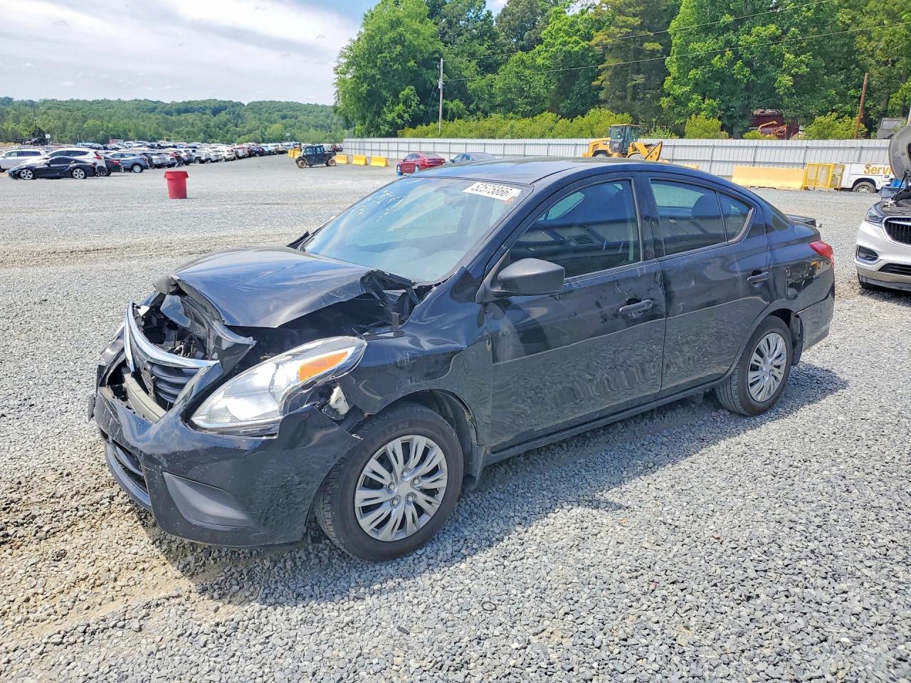 Salvage Nissan Versa Image
