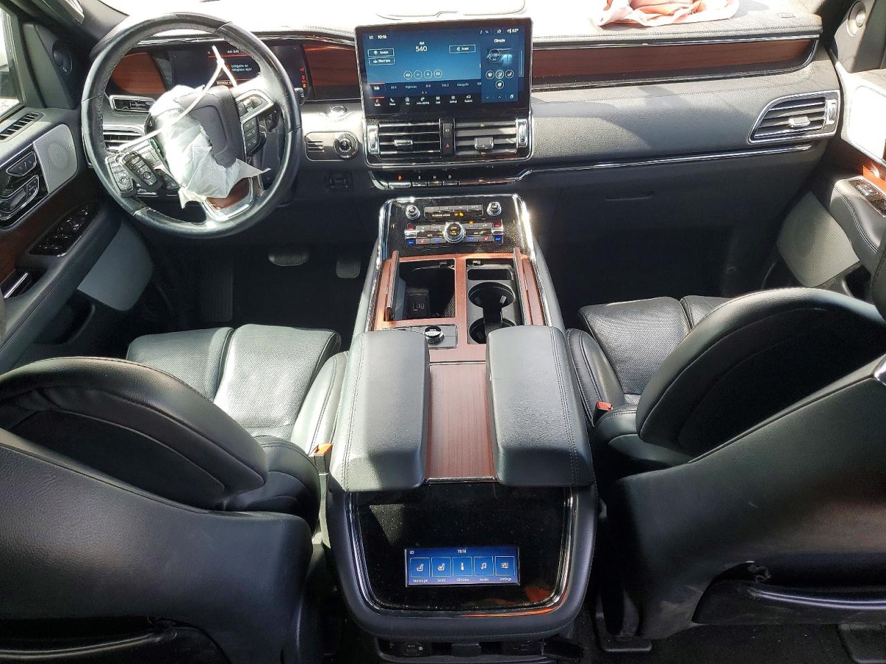 Lincoln Navigator L Reserve