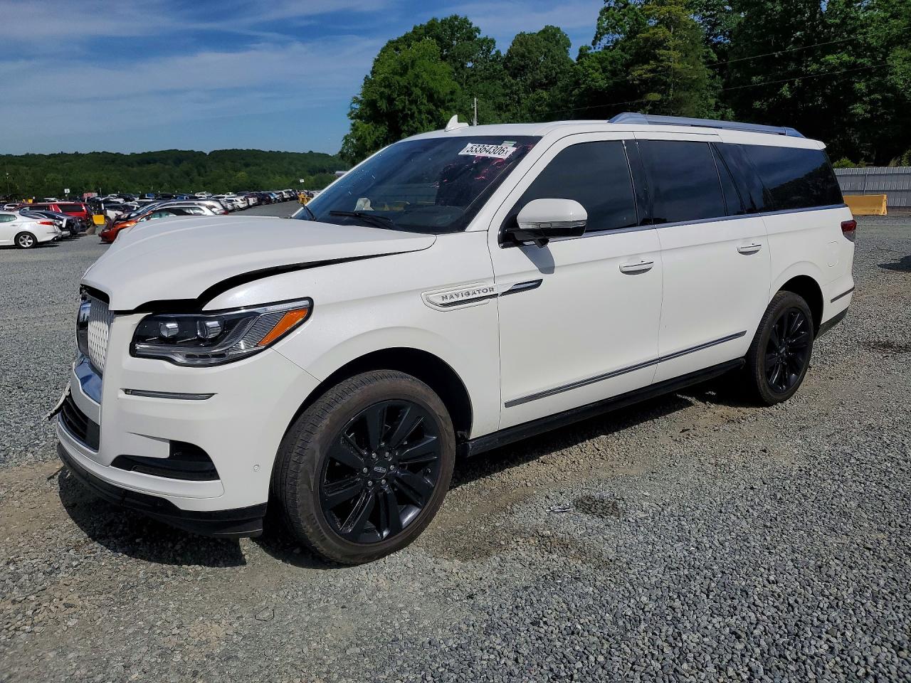 Salvage Lincoln Navigator Image