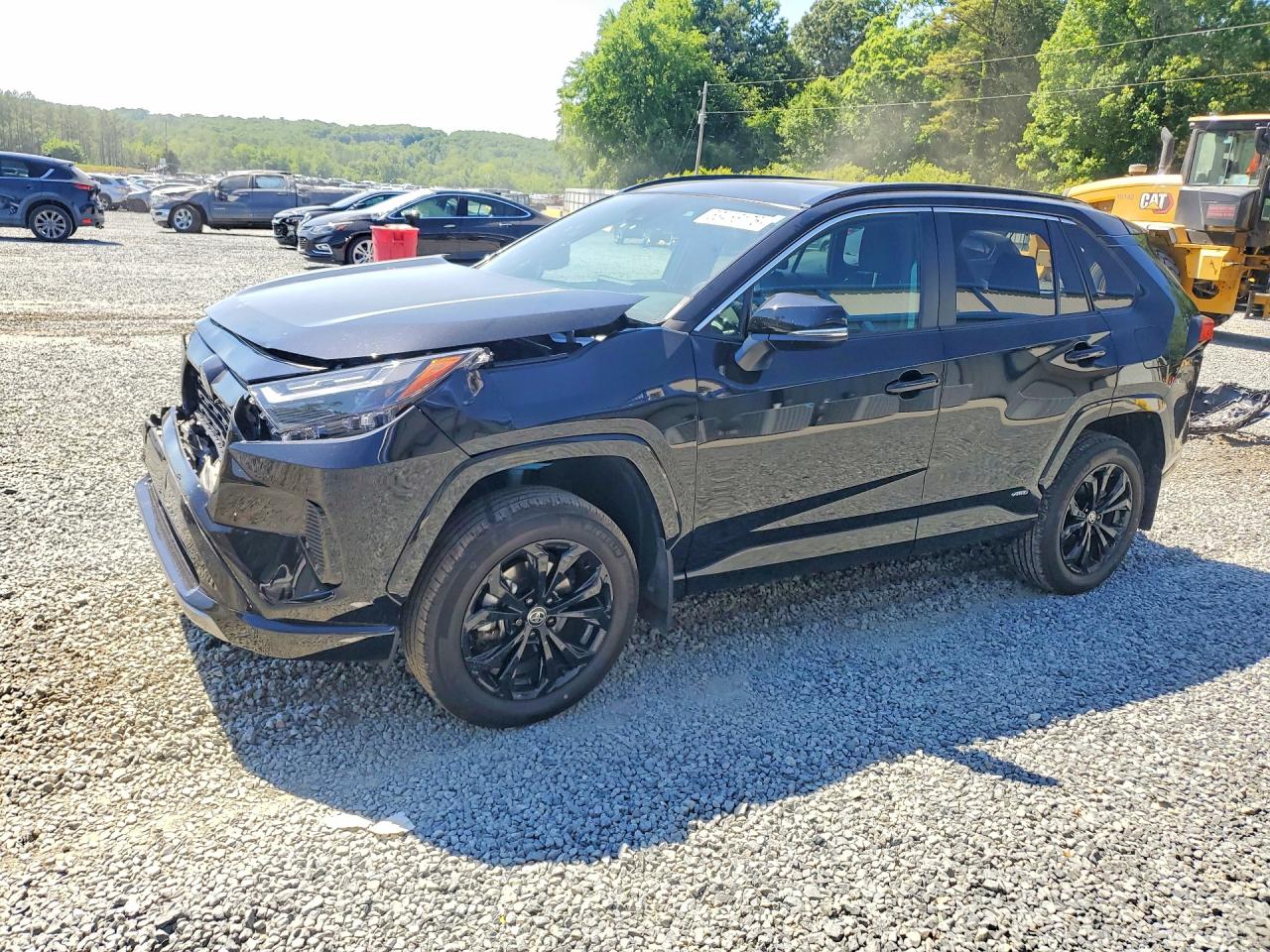Salvage Toyota RAV4 Image