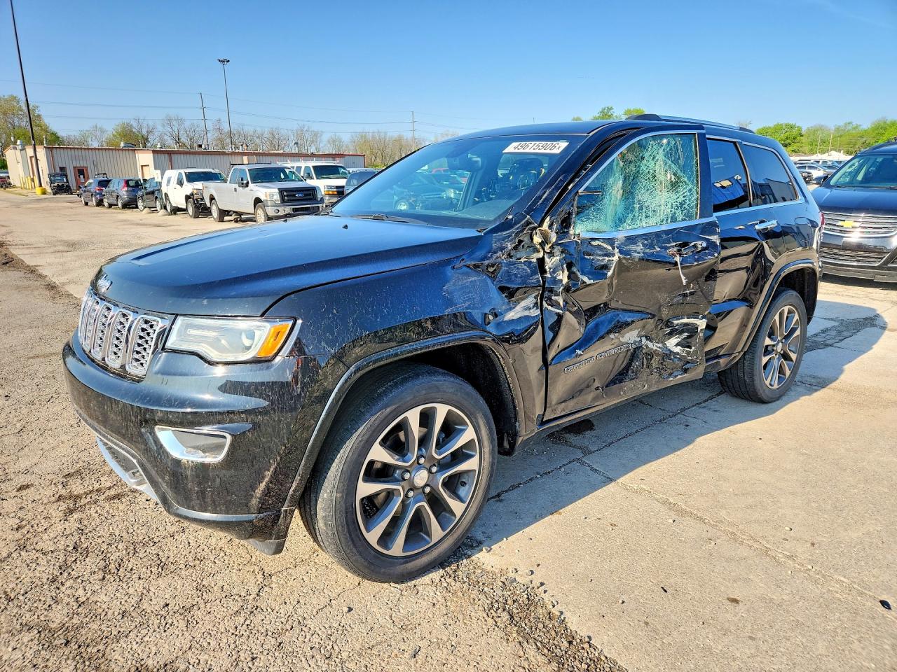 Salvage Jeep Cherokee Image