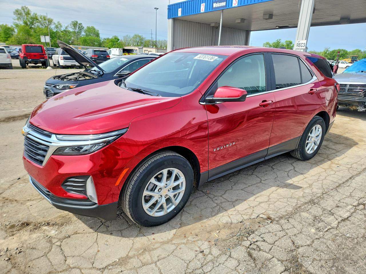 Salvage Chevrolet Equinox Image