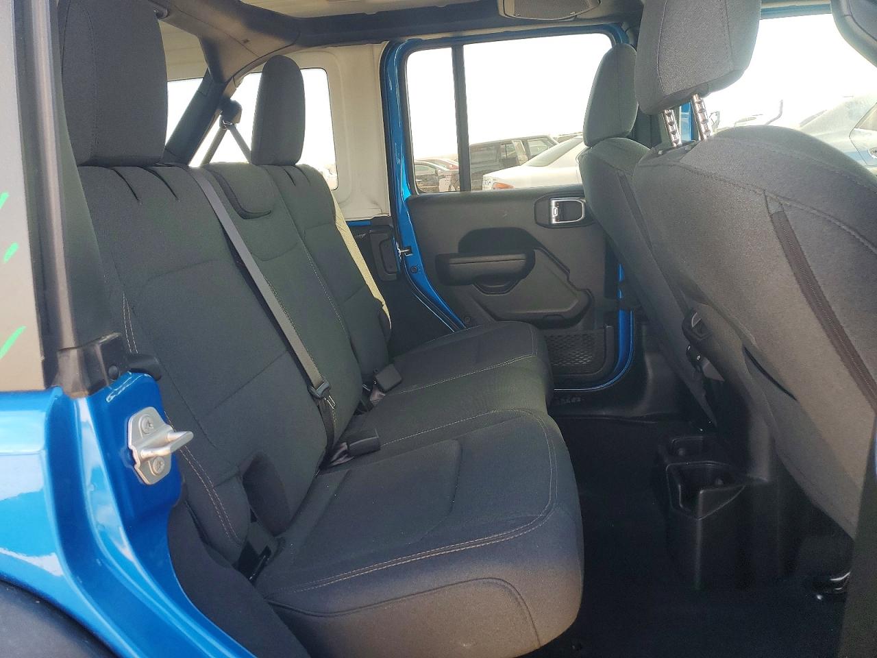 Jeep Wrangler Sport