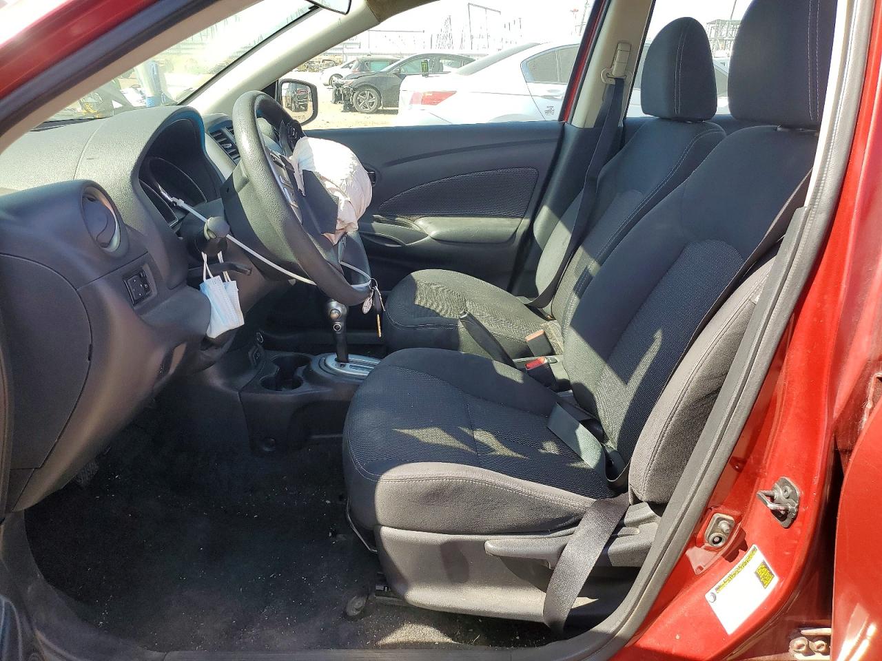 Nissan Versa 1.6 Sv
