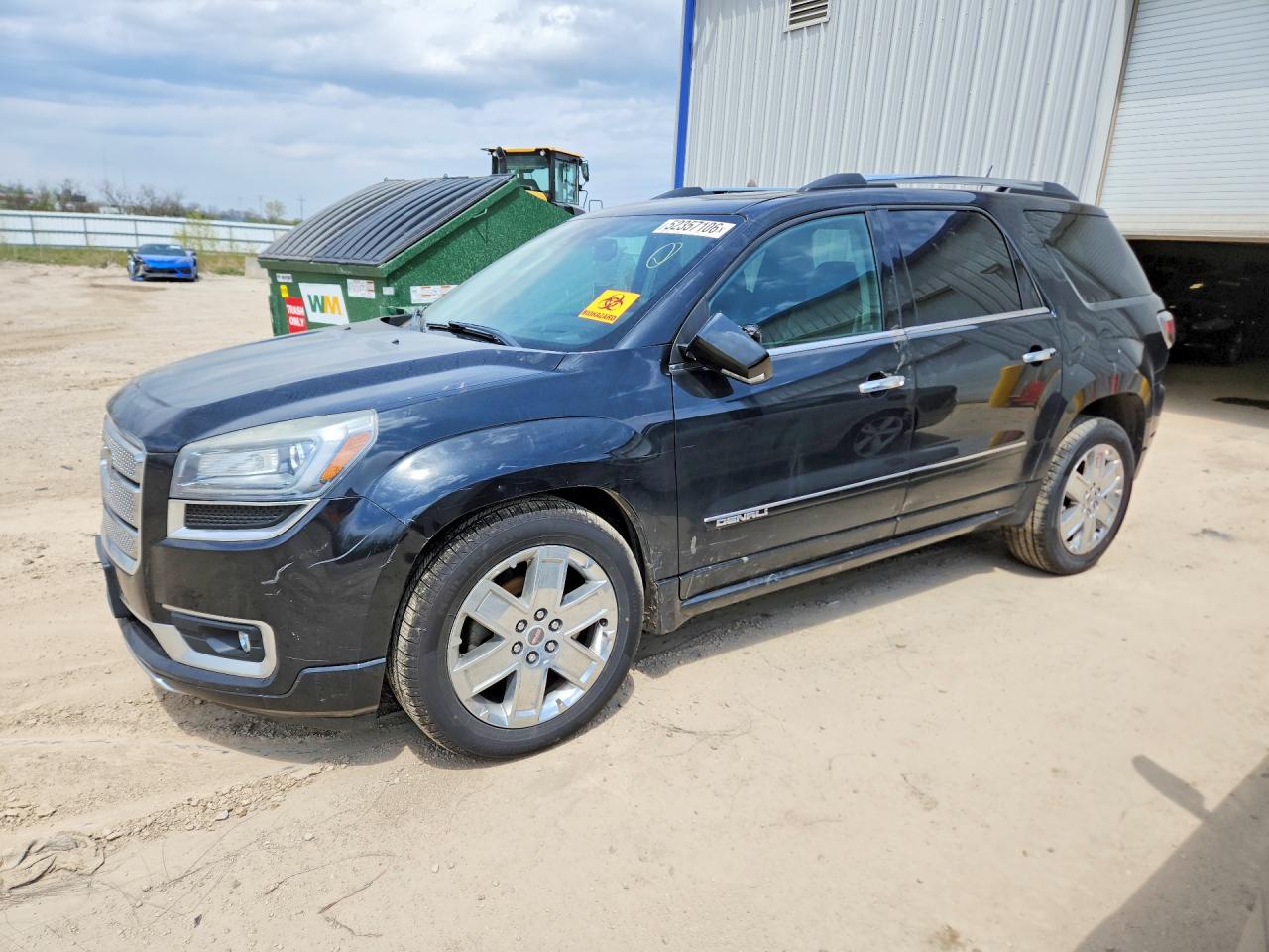 Salvage GMC Acadia Image