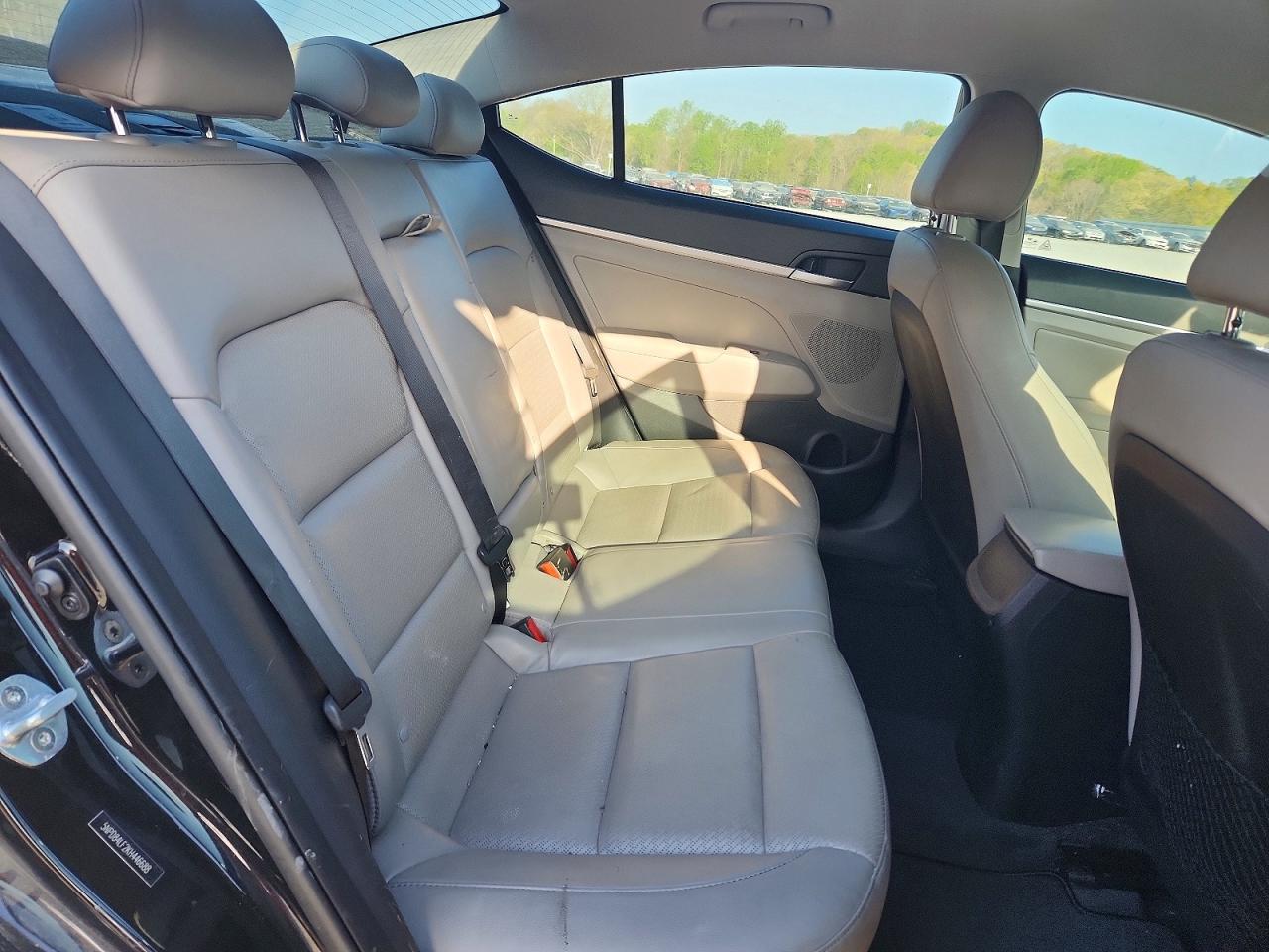 Hyundai ELANTRA Limited