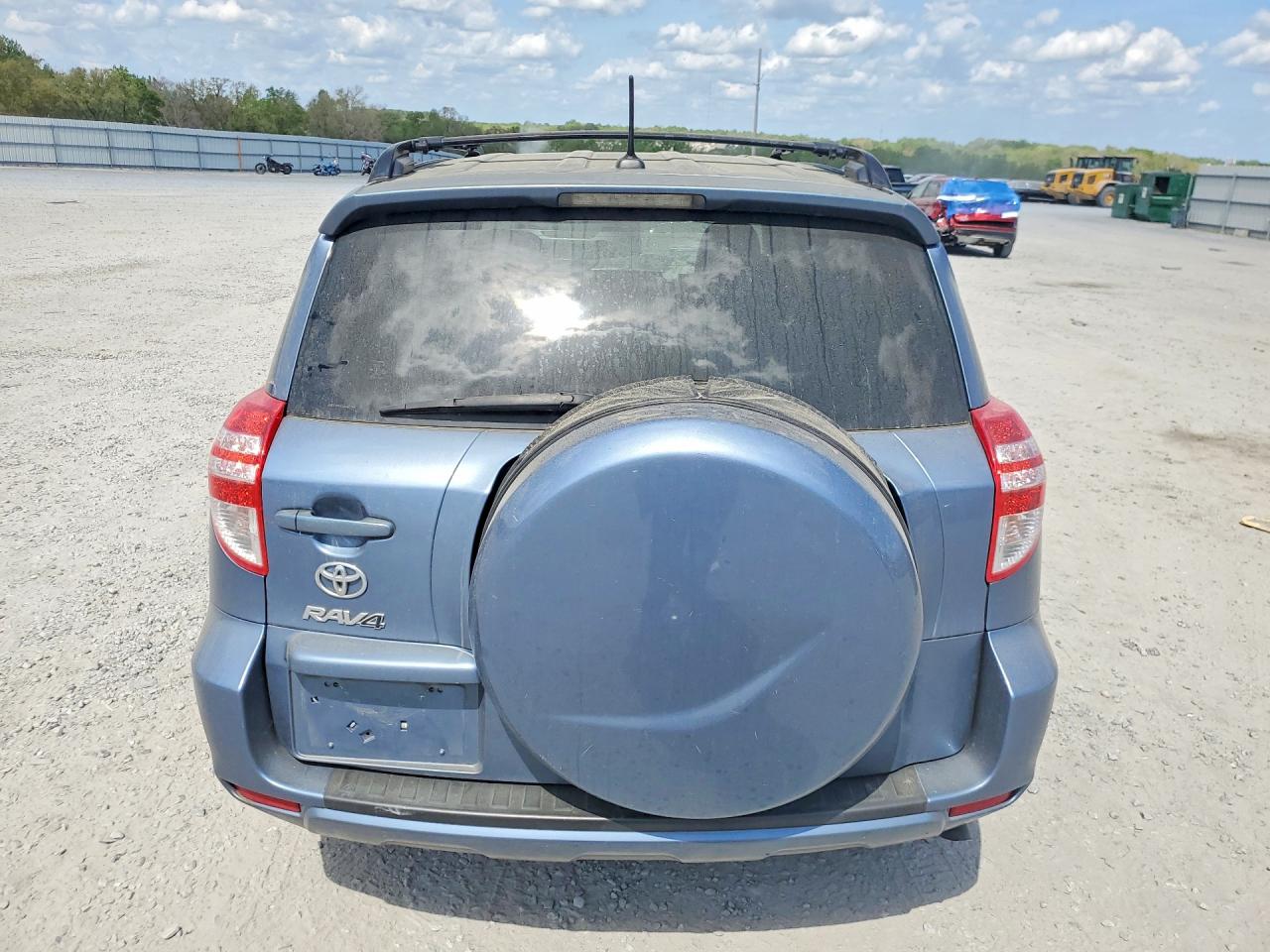 Toyota RAV4 Base