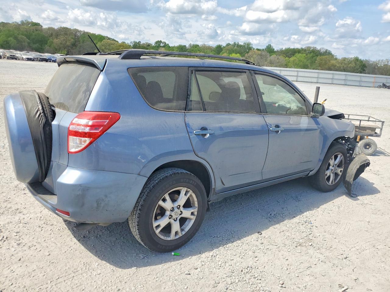 Toyota RAV4 Base