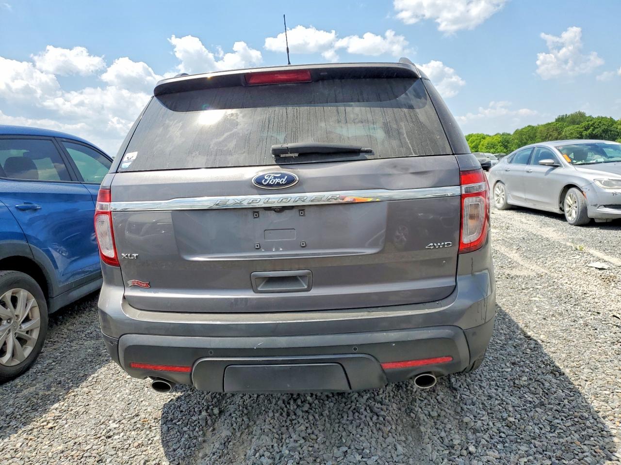 Ford Explorer Xlt