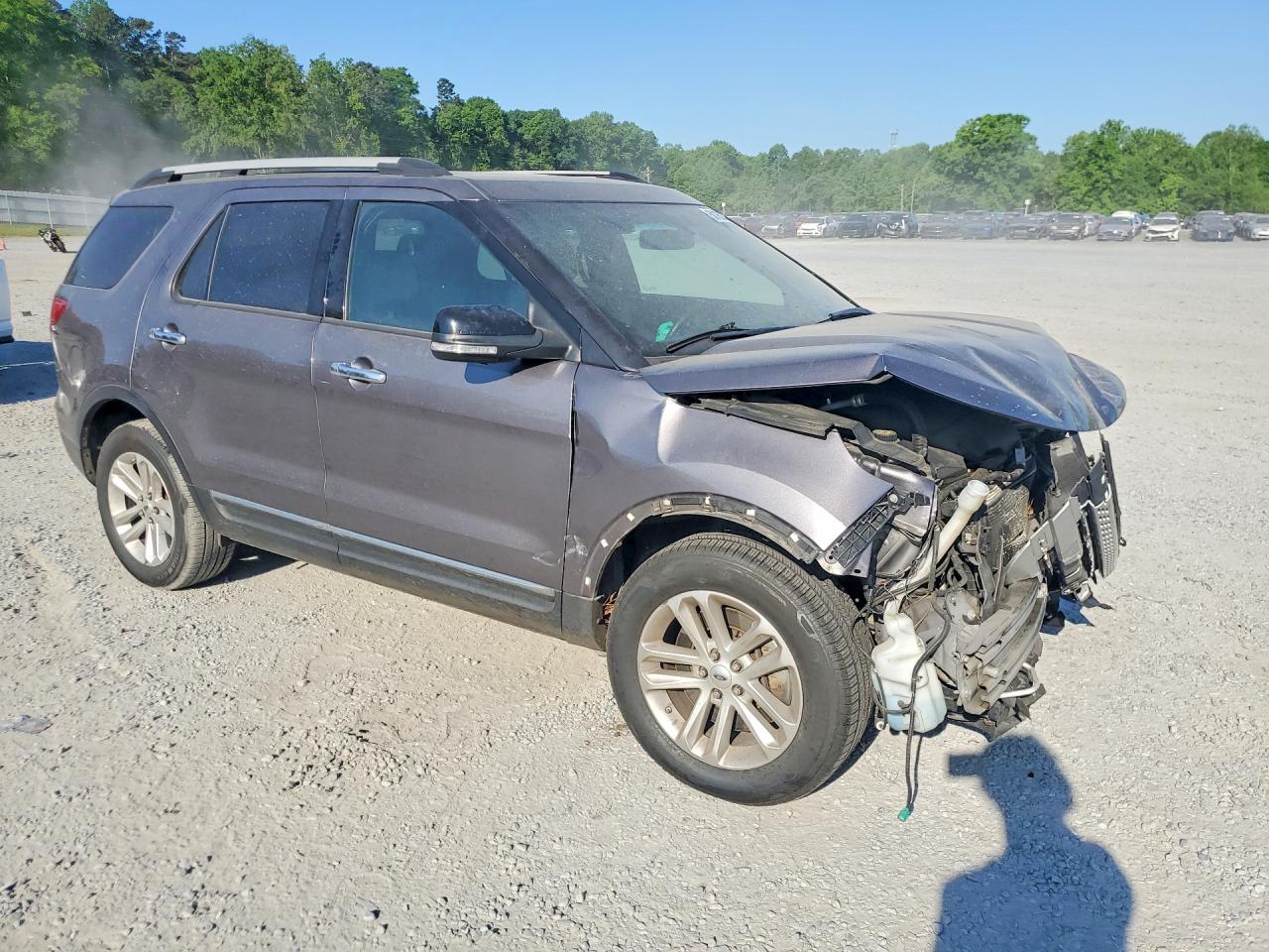 Ford Explorer Xlt