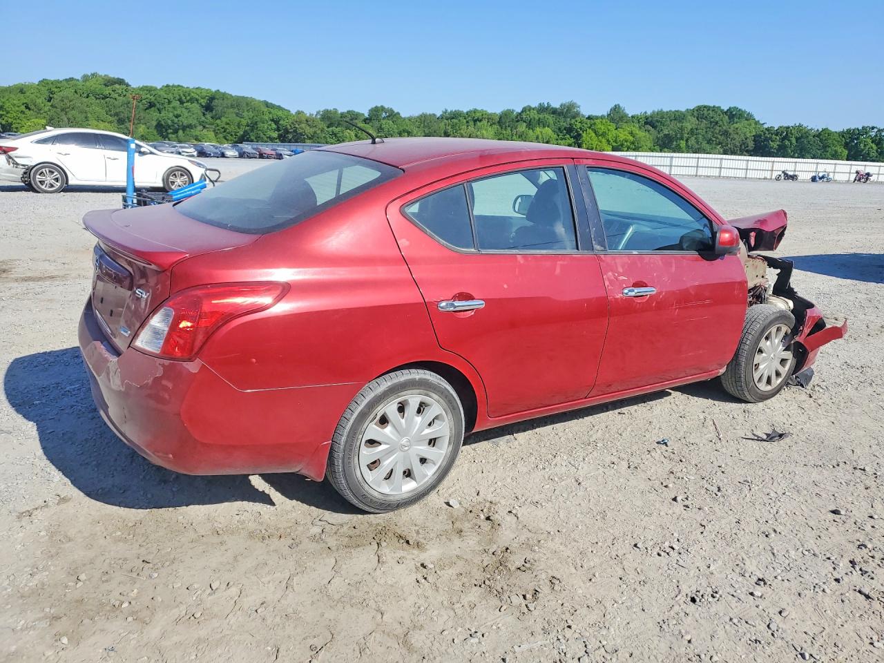 Nissan Versa 1.6 S