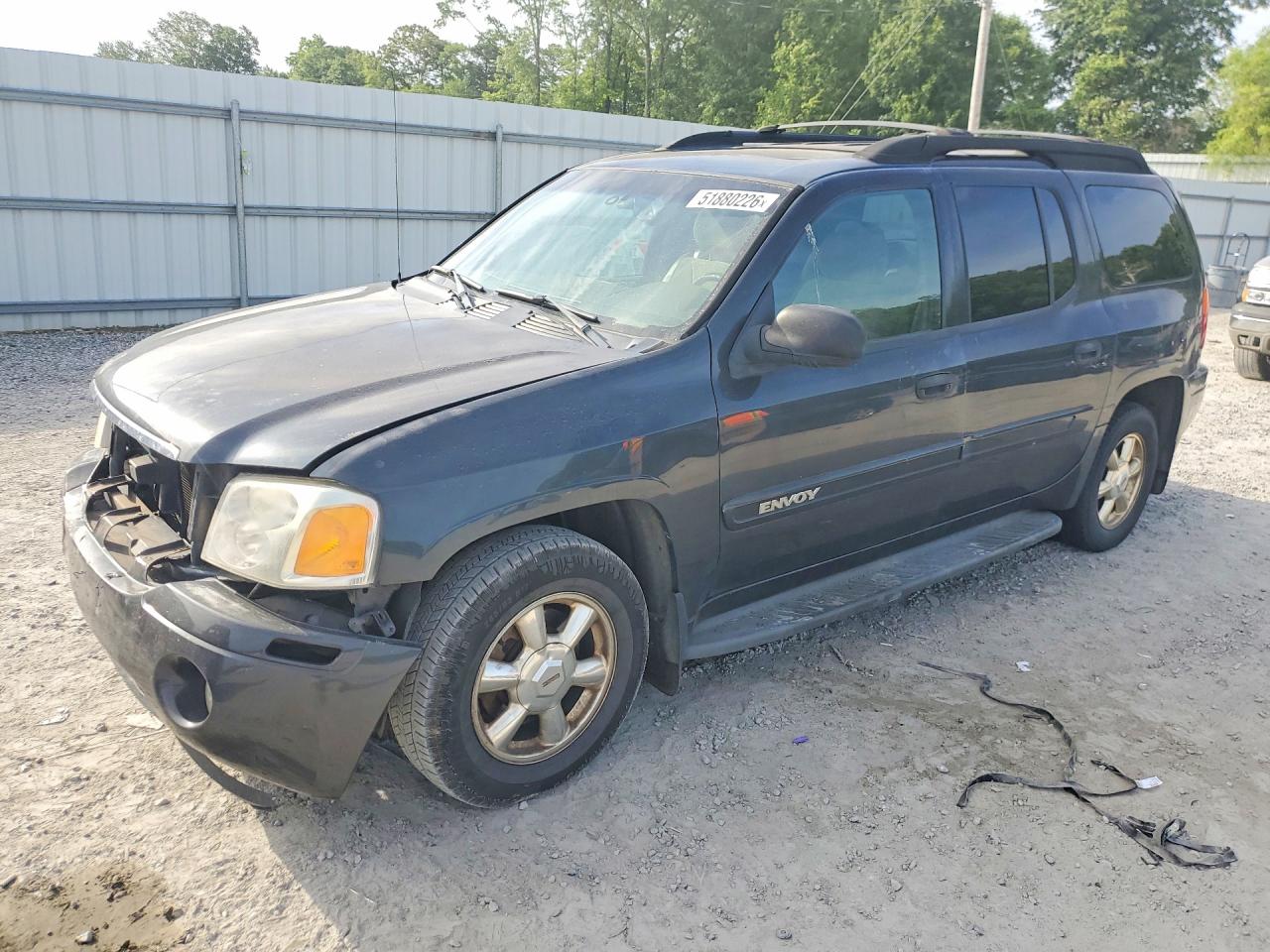 Salvage GMC Envoy Image
