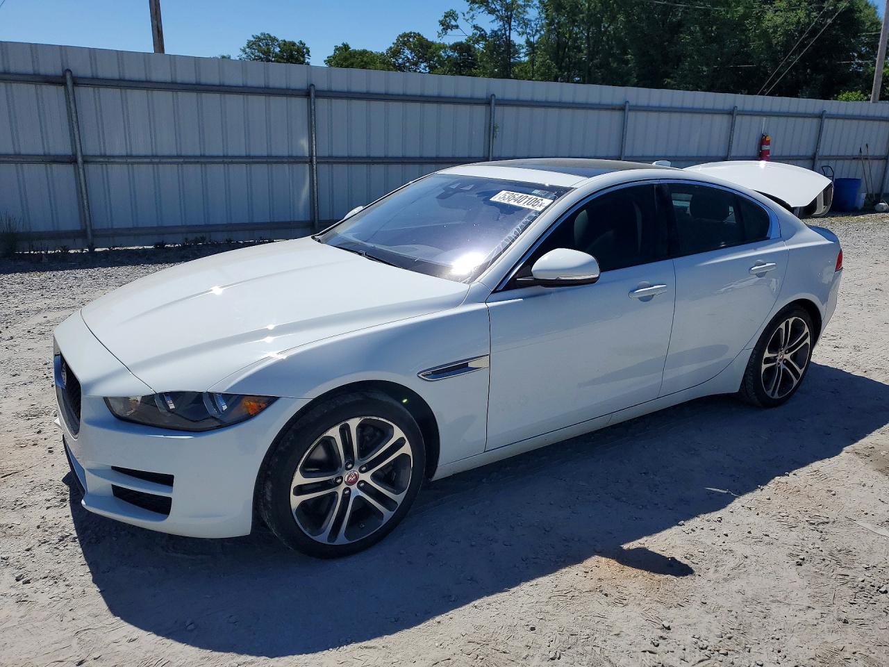Salvage Jaguar XE Image