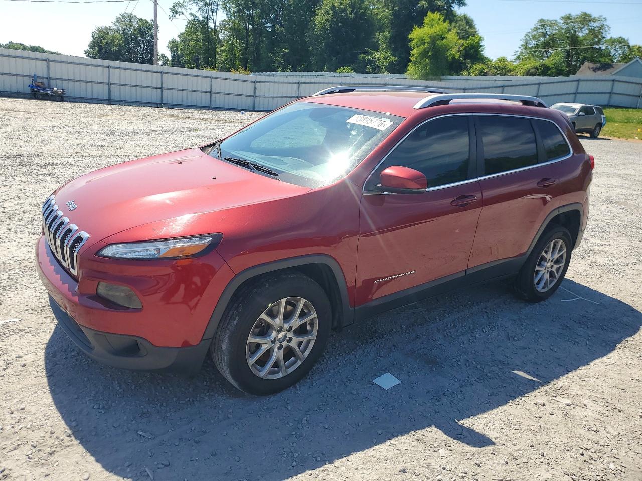 Salvage Jeep Grand Cherokee Image